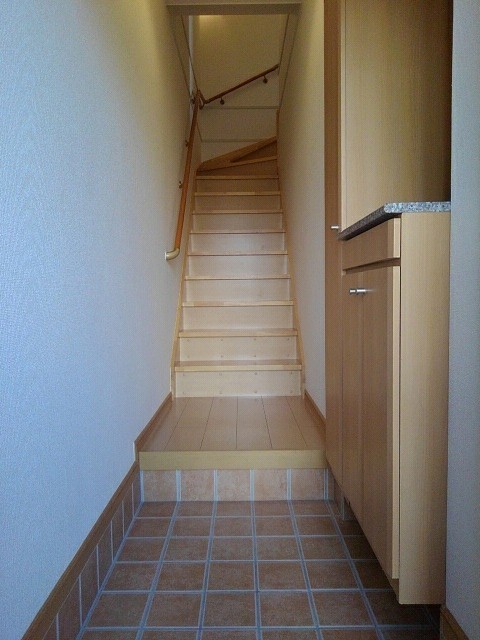 テン　サウザンド．Ｆ．Ｓ． 玄関