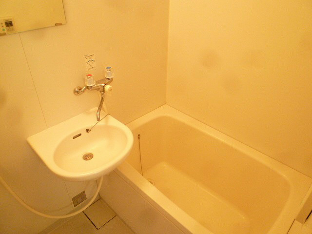 アゼリア 風呂画像