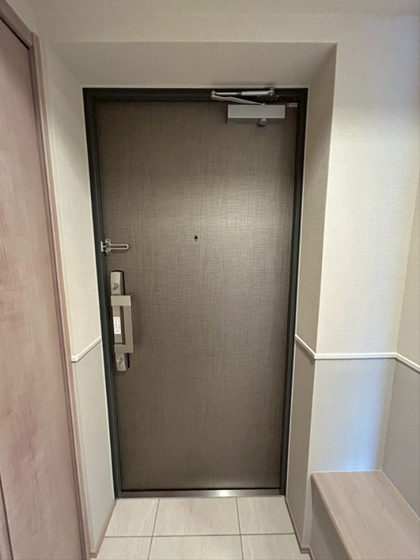 ＬＵＸＥＮＡ＋ＰＡＷＳ藤沢 玄関