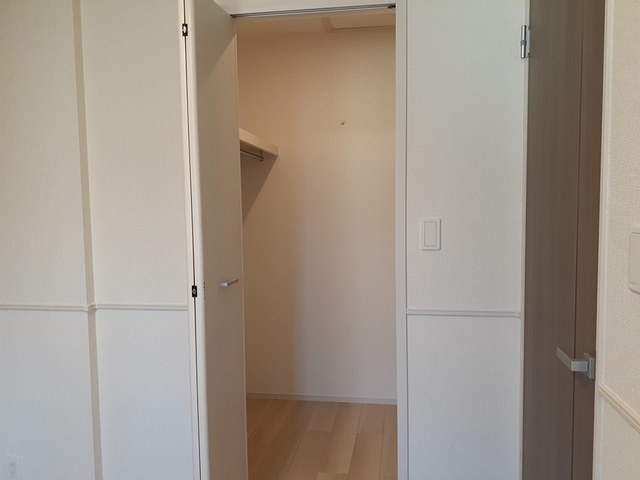 グリシーヌ・イースト その他2