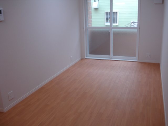 パインテール リビング