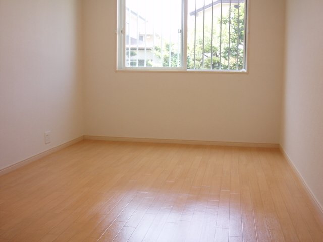 パインテール ベッドルーム