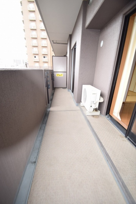 シャリエ本厚木 ベランダ