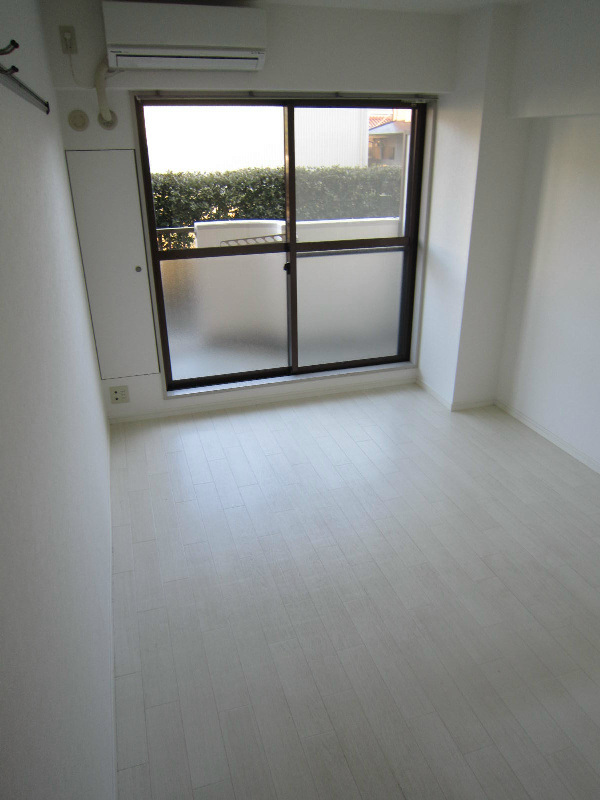 ダンデライアン鵠沼 リビング