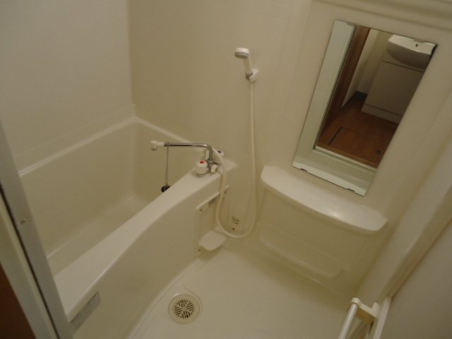 メゾン・トランタンヌーフ 風呂画像