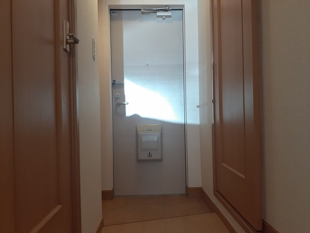 エスペランサ 玄関