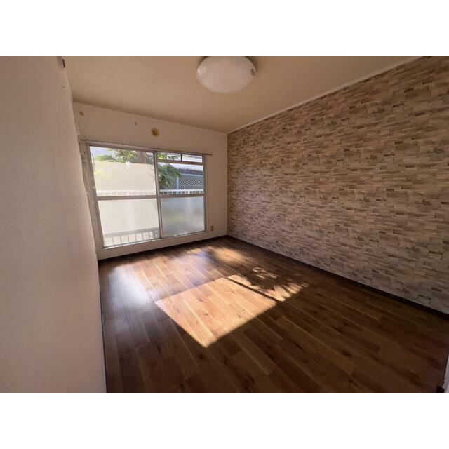 ビューハイツ台の山 リビング