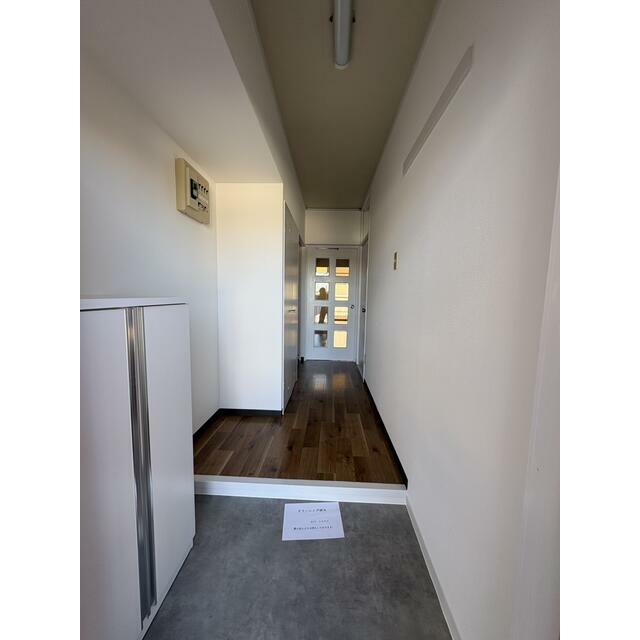 ビューハイツ台の山 玄関