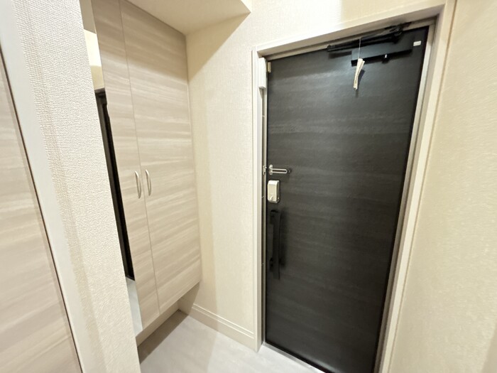 ポール・ヴェール 玄関