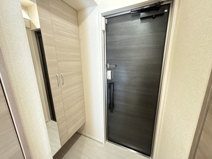 ポール・ヴェール 玄関