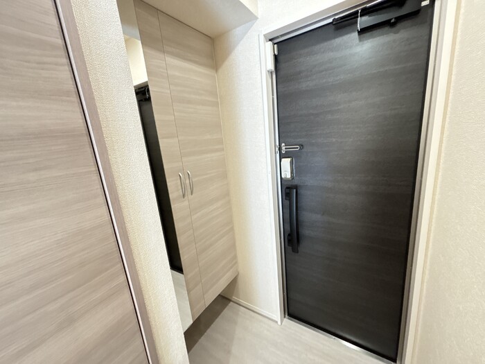 ポール・ヴェール 玄関