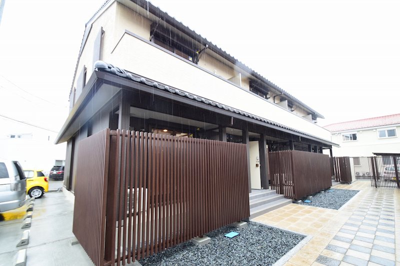 楓 102号室 外観