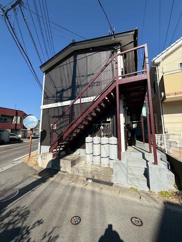 ファイブ鶴巻 202号室 外観