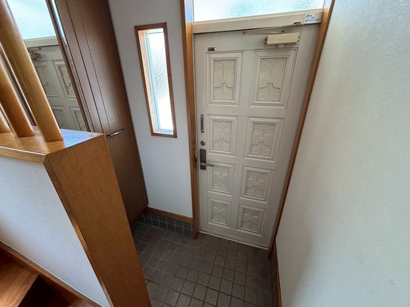 ソルナ・ホタルダ1 玄関