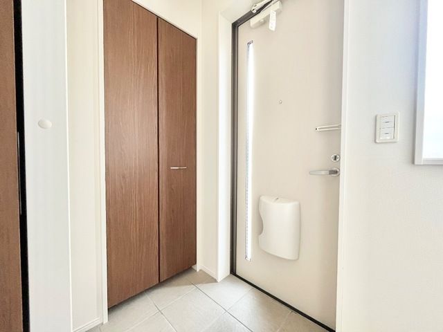 ローズ・ヴェルジュ 玄関