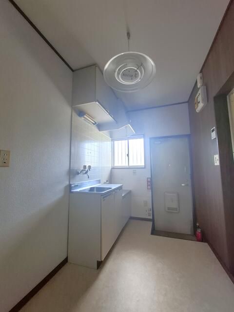 ハイツハーモニー 玄関