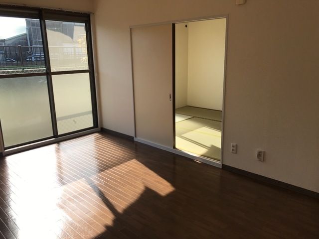 ロイヤル浜之郷 ベッドルーム