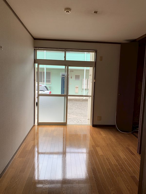 ローズガーデンB ベッドルーム