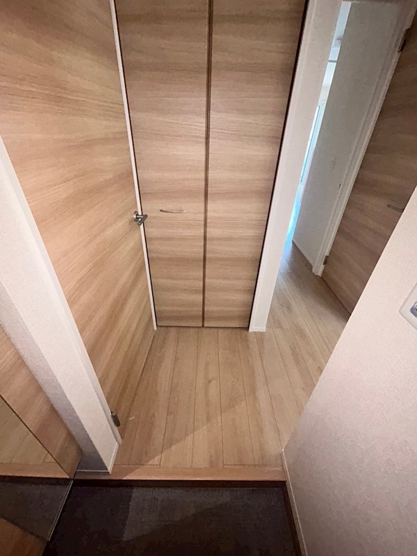 ラ・セーヌ 玄関