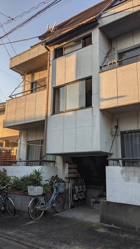 ネオプラザ平塚 302号室 外観