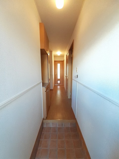 ミルフローラ１番館 玄関