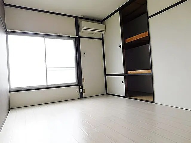 ハウス山王 リビング