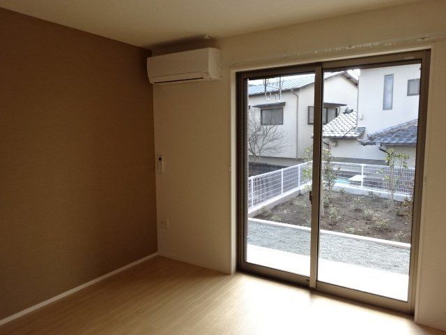 アゼリア ベッドルーム