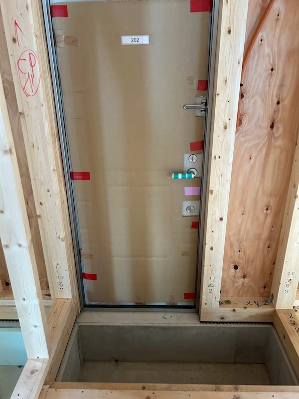 南鴨宮2丁目新築アパート 玄関