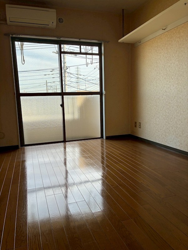 センチュリー21厚木 リビング