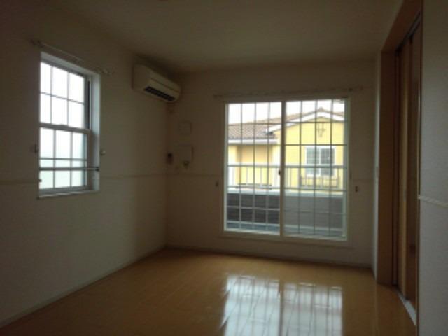 セピアコート　ヤマカナ リビング