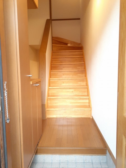 ミニヨン・ジョイフル 玄関