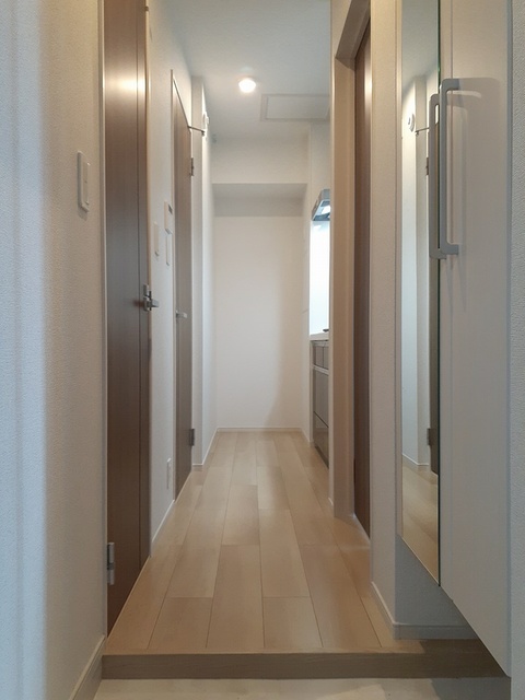 プレジャーエムケイ 玄関