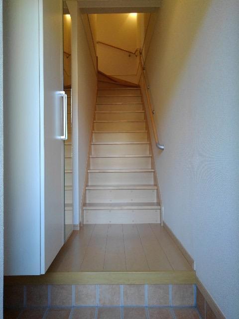 ヴィラエスポワール 玄関