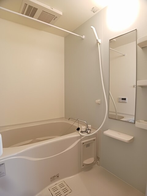 メゾンアンソレイユⅡ 風呂画像