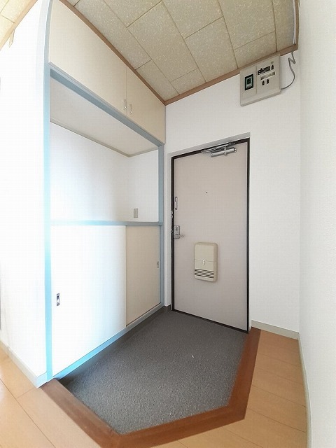 アブニールＮＫ 玄関