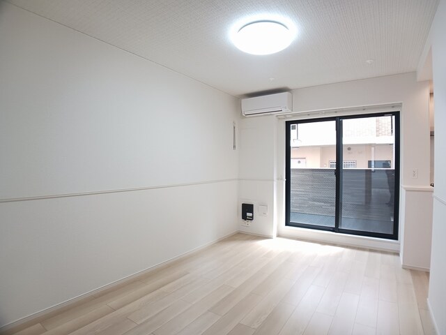 プリティーマーメイド リビング