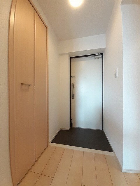 ヴィラ　ジュノン 玄関