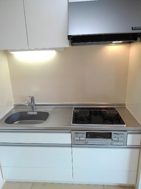 プラシード・レジデンス　鎌倉 キッチン