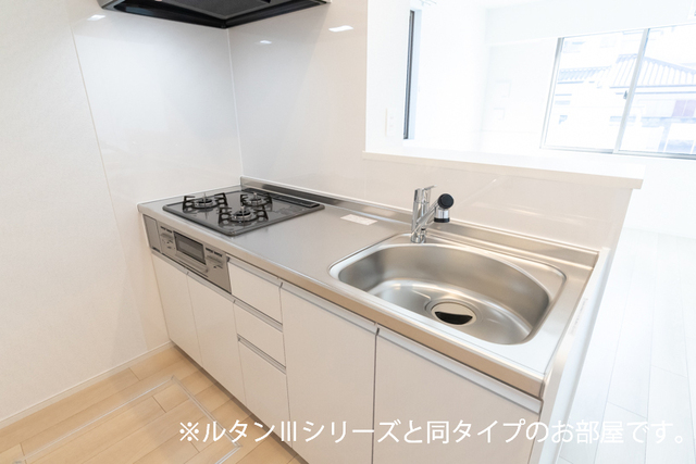 Ｈｉ－Ｒｏｓｅｔｔａ　Ｂ キッチン