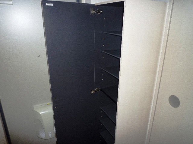 プレイズ　レイ 玄関