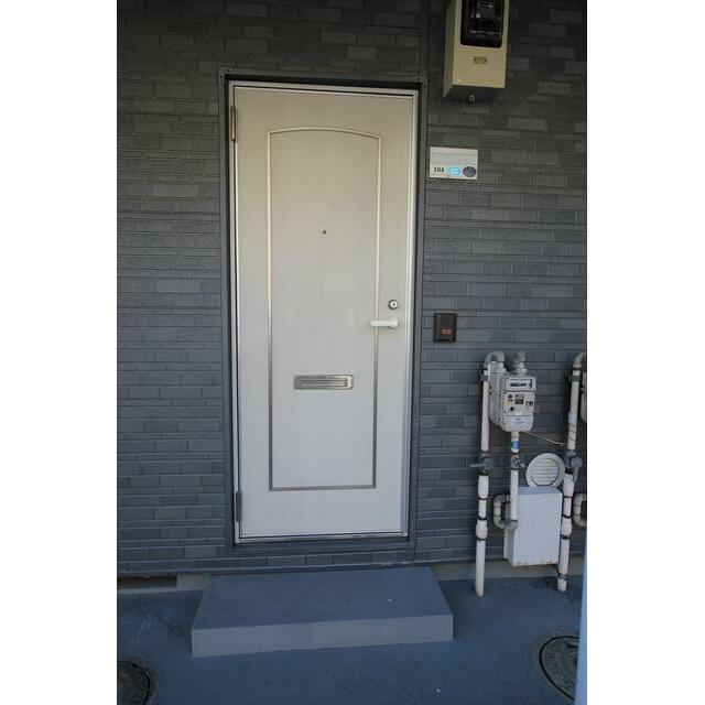 フェニックス渡辺 玄関