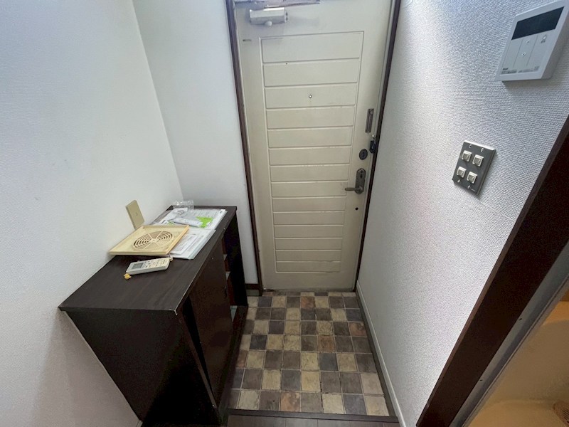 寒川山手ハイツ 玄関