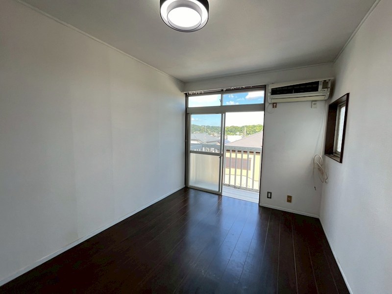 寒川山手ハイツ リビング