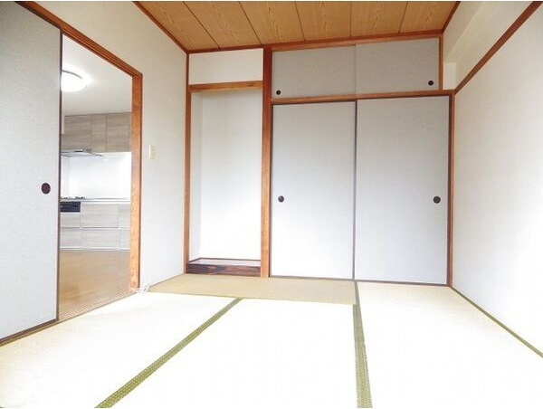 アリーナ湘南 ベッドルーム