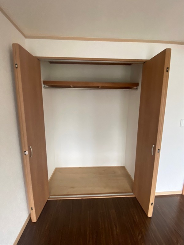 フローラ・サカエ その他6