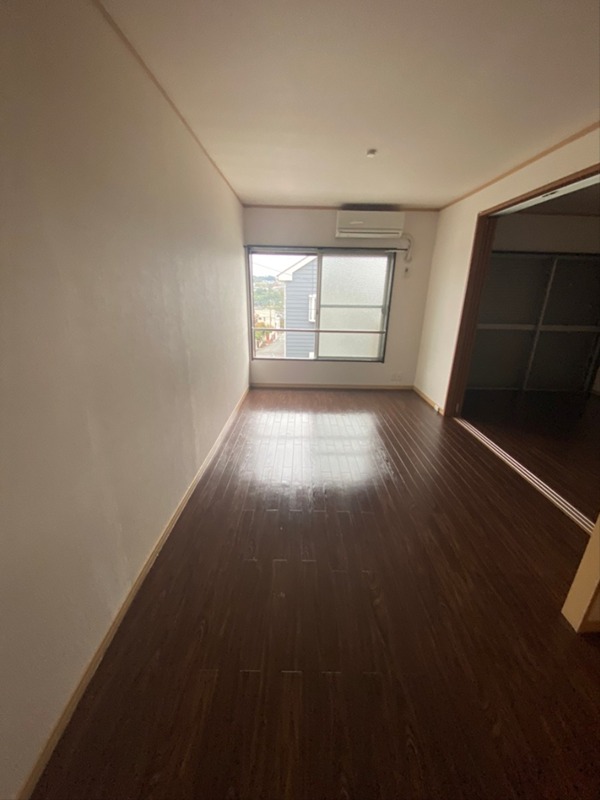 フローラ・サカエ リビング