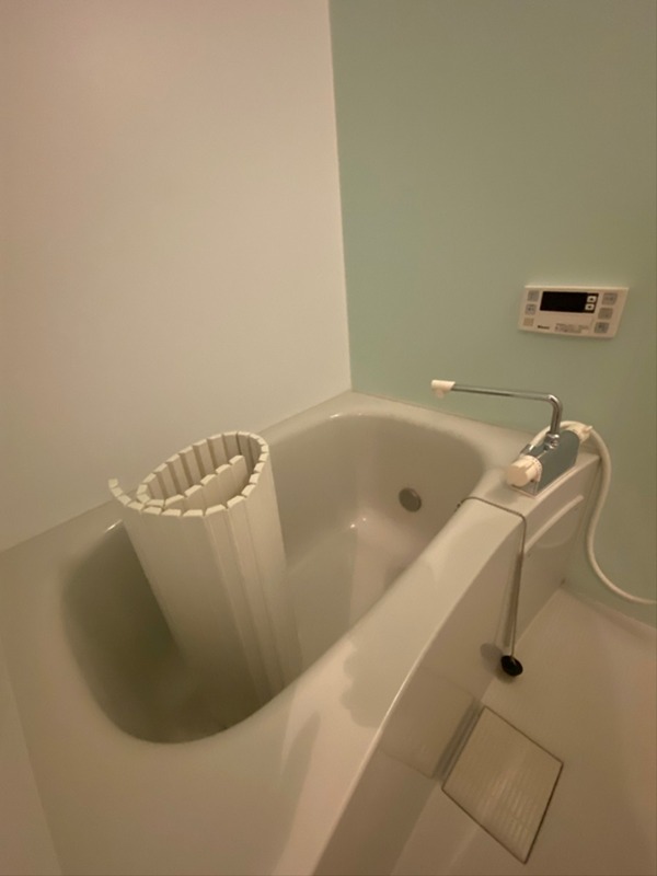 フローラ・サカエ 風呂画像