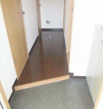 ミストレル 玄関