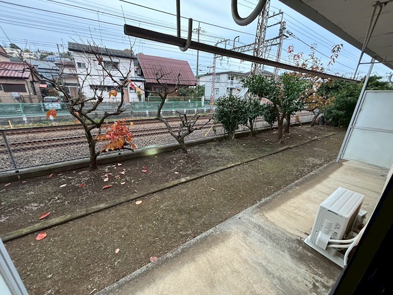 ミストレル ベランダ