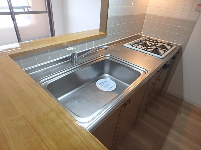 トゥジュールヴェール キッチン